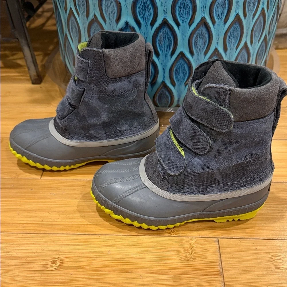 Sorel Cheyanne II Strap Boot - Toddler Boys' size 11